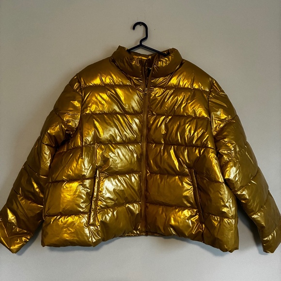 NWT Gold Puffer Size 2X - Picture 1 of 6